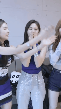 itzy 핑크돌 류진 - Want it + 달라달라 뮤뱅 상반기 결산 190628 | 인스티즈