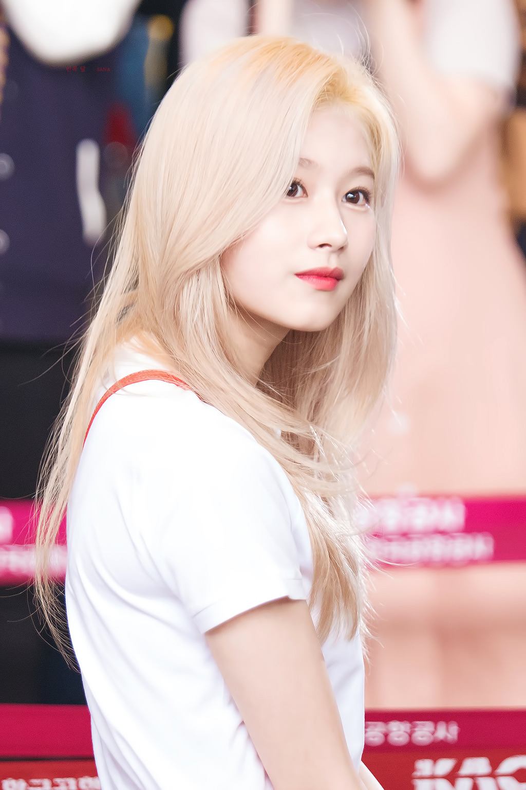 오늘이 생일인 트와이스 사나.jpgif (335장) | 인스티즈