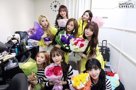 데뷔한 지 1000일이라서 러블리즈 | 인스티즈