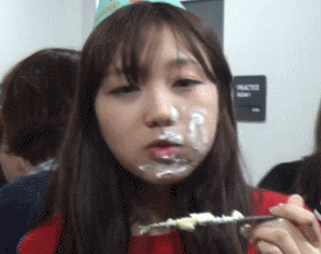 [러블리즈] 평소보다 아침을 많이 먹어서 수정이 | 인스티즈