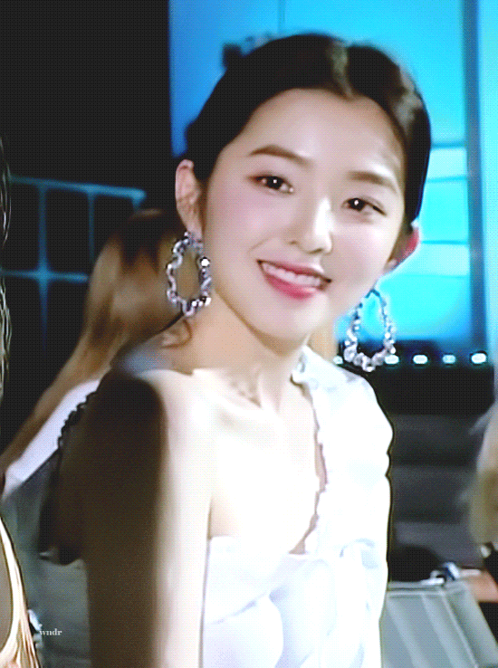 TFMA에서도 짱예보스인 레드벨벳 아이린.jpgif | 인스티즈