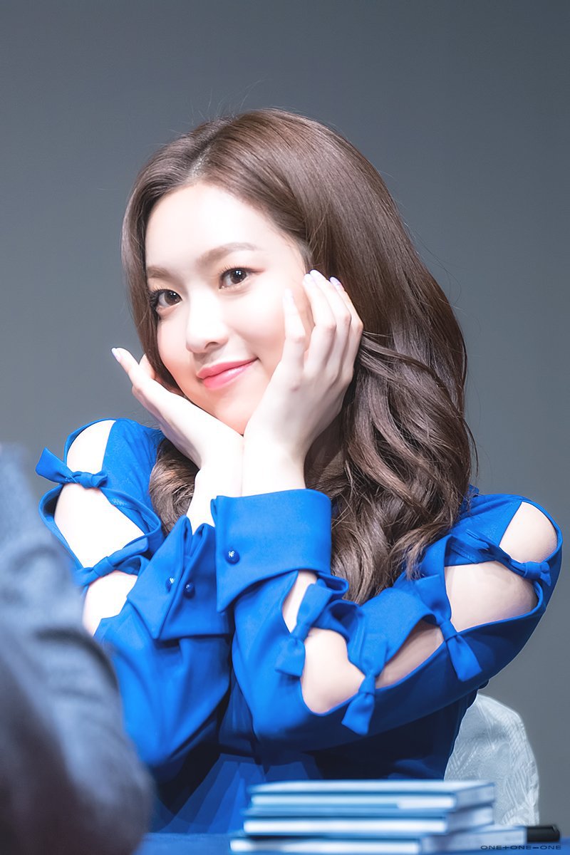 에이프릴의 예람쥐 예나.jpg | 인스티즈