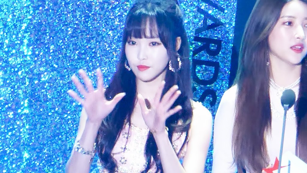 여자친구 유주.jpgif | 인스티즈