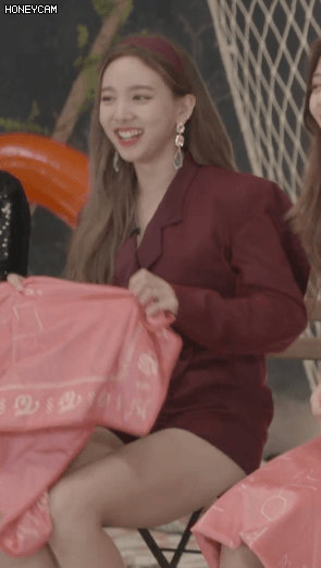 부정하던 사람들도 섹시하면 떠올려벌이는 은근히 섹시한 아이돌 ㄷㄷ | 인스티즈