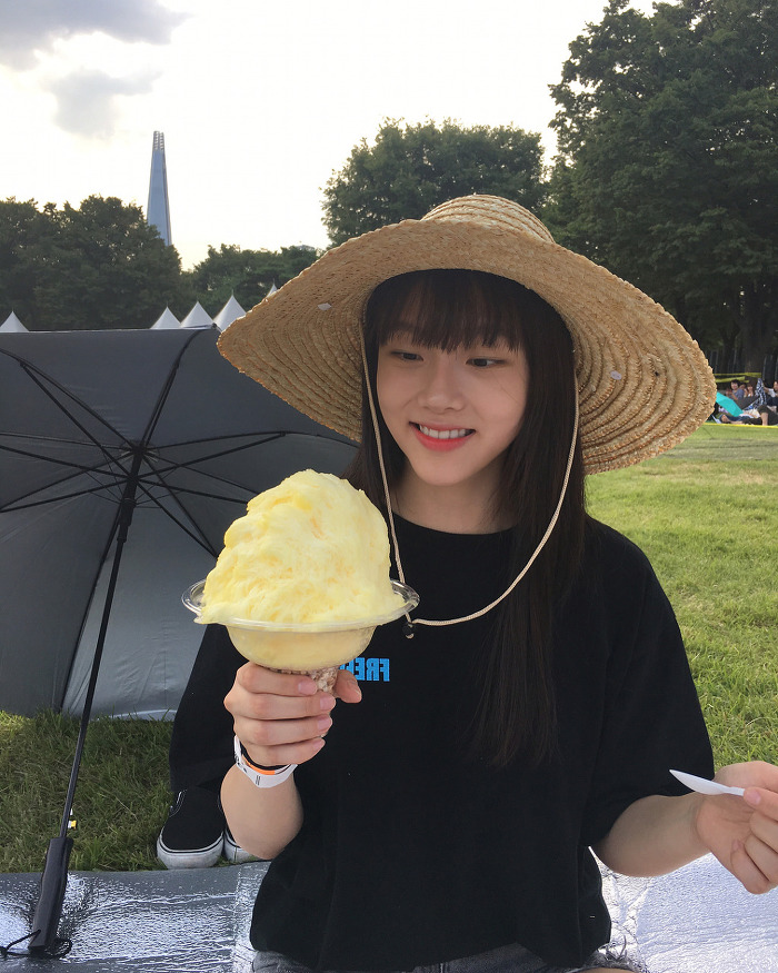 영화 마녀때와 다른 느낌의 칼잡이 아가씨 배우 정다은.jpgif | 인스티즈