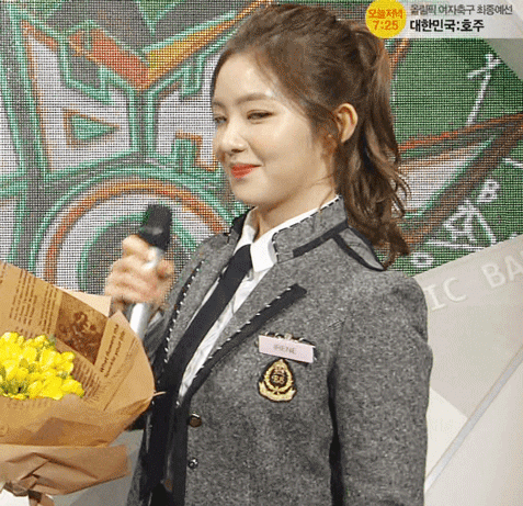 머리 묶은것도 예쁜 아이린.gif | 인스티즈