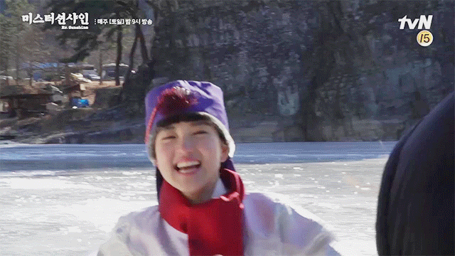 흥이 넘치는 김태리.gif | 인스티즈