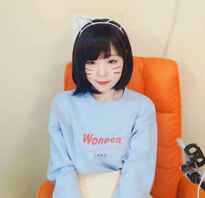 각자 좋아하는 서새봄의 머리스타일은? | 인스티즈