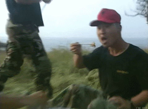 군대에서 먹는 삼겹살.gif | 인스티즈