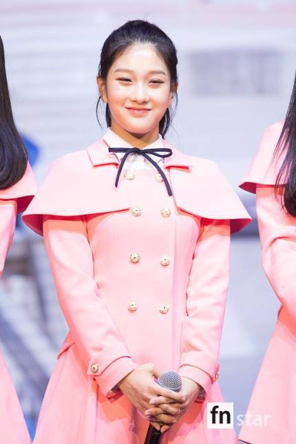 프로미스나인 이서연 | 인스티즈