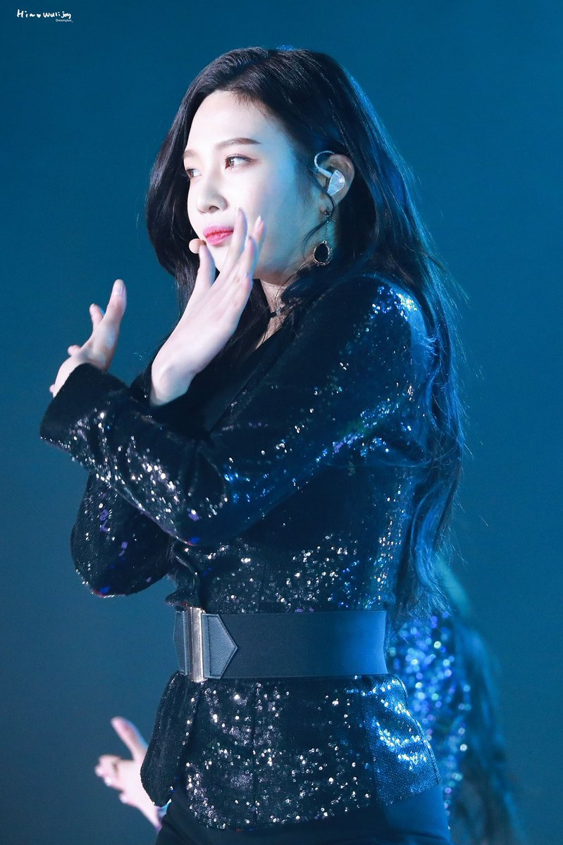레드벨벳의 큐티섹시 담당 조이.jpgif | 인스티즈