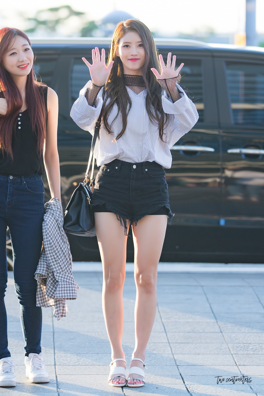 검은바지를 무척이나 좋아하는 러블리즈 미주.jpg | 인스티즈