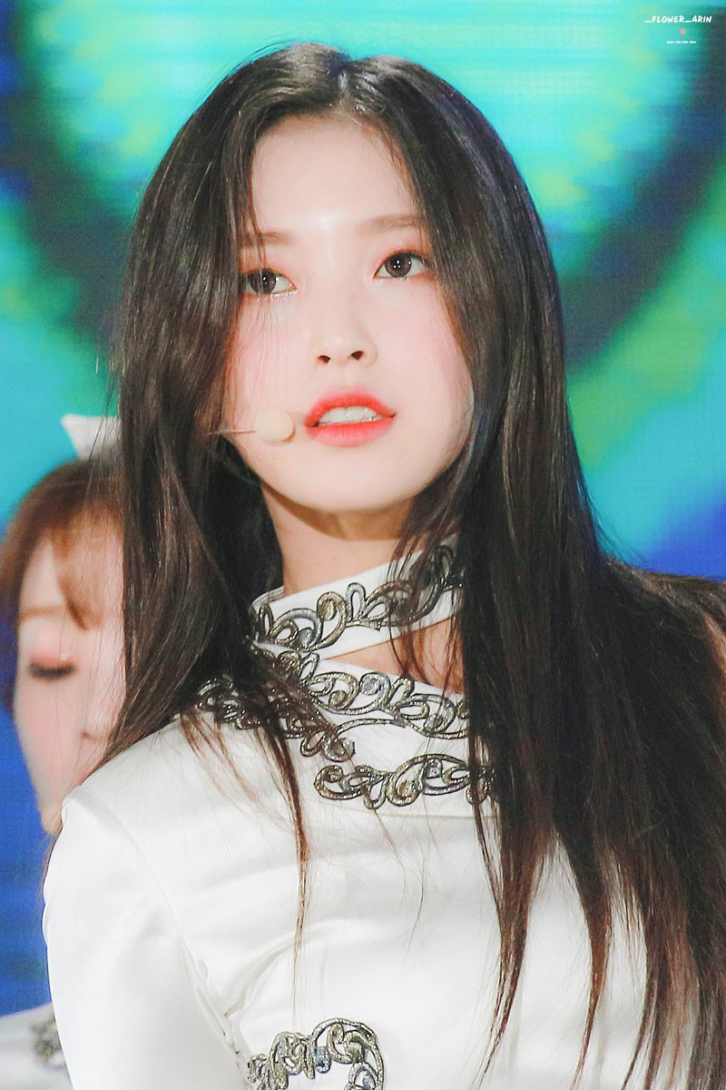 연도별로 보는 오마이걸 아린이의 성장과정.jpgif | 인스티즈