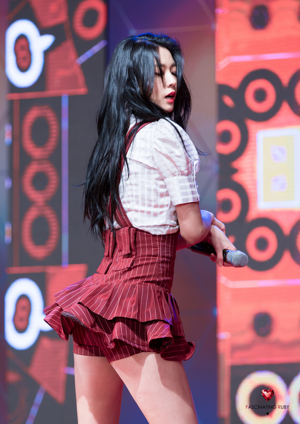 오늘 생일을 맞은 설현이.jpgif | 인스티즈