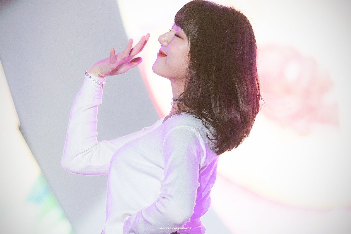 여자친구 예린찡.jpgif | 인스티즈