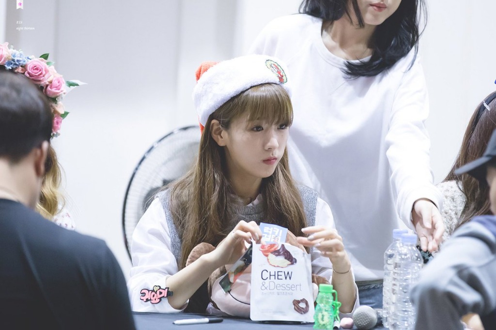 청초한 에이핑크 윤보미 | 인스티즈