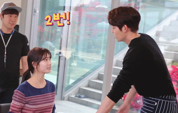 키스씬 연습하는 수지...gif | 인스티즈