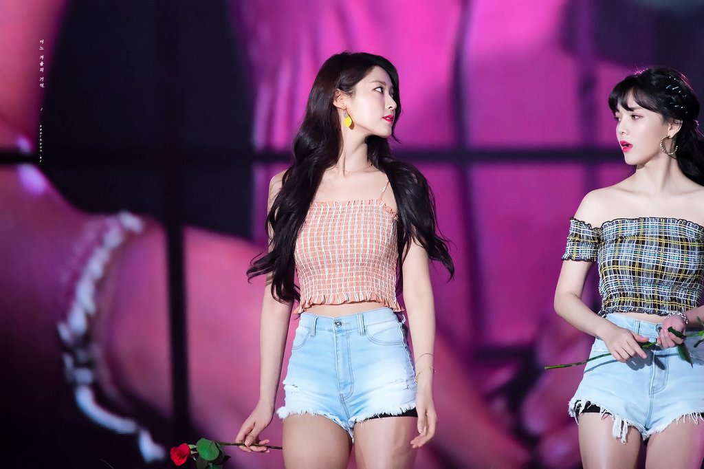 미모 는 18시즌 설현이.jpgif | 인스티즈