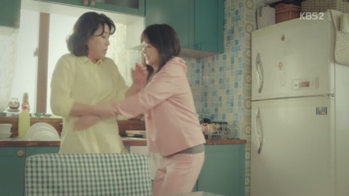 [고백부부] 타임슬립으로 과거로 돌아와 엄마 만나 폭풍오열하는 마진주 (눈물주의) | 인스티즈