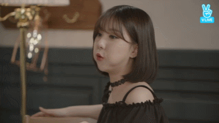 왕상추쌈 먹는 여자친구 은하.gif | 인스티즈