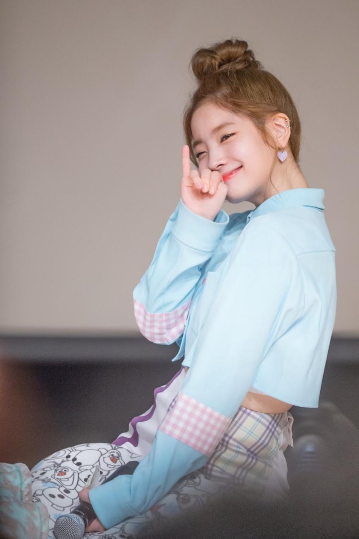 트와이스 다현의 상반된 두 가지 매력 .gif | 인스티즈