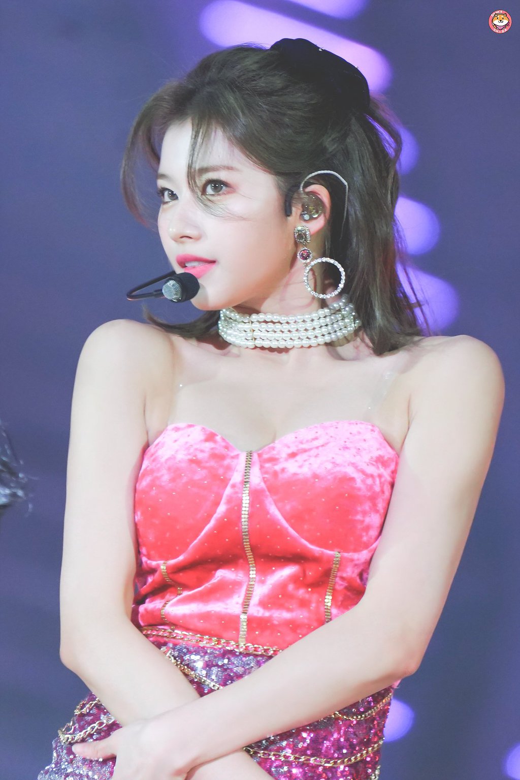 오늘이 생일인 트와이스 사나.jpgif (335장) | 인스티즈